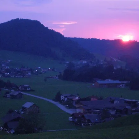 Haus Eberle ヒッティザウ